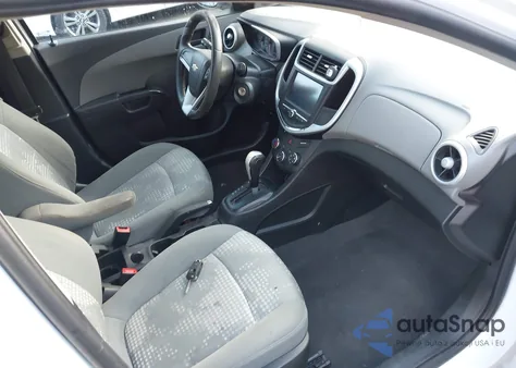 2017 Chevrolet Sonic Lt Auto from USA, damaged, VIN 1G1JG6SH9H4152572